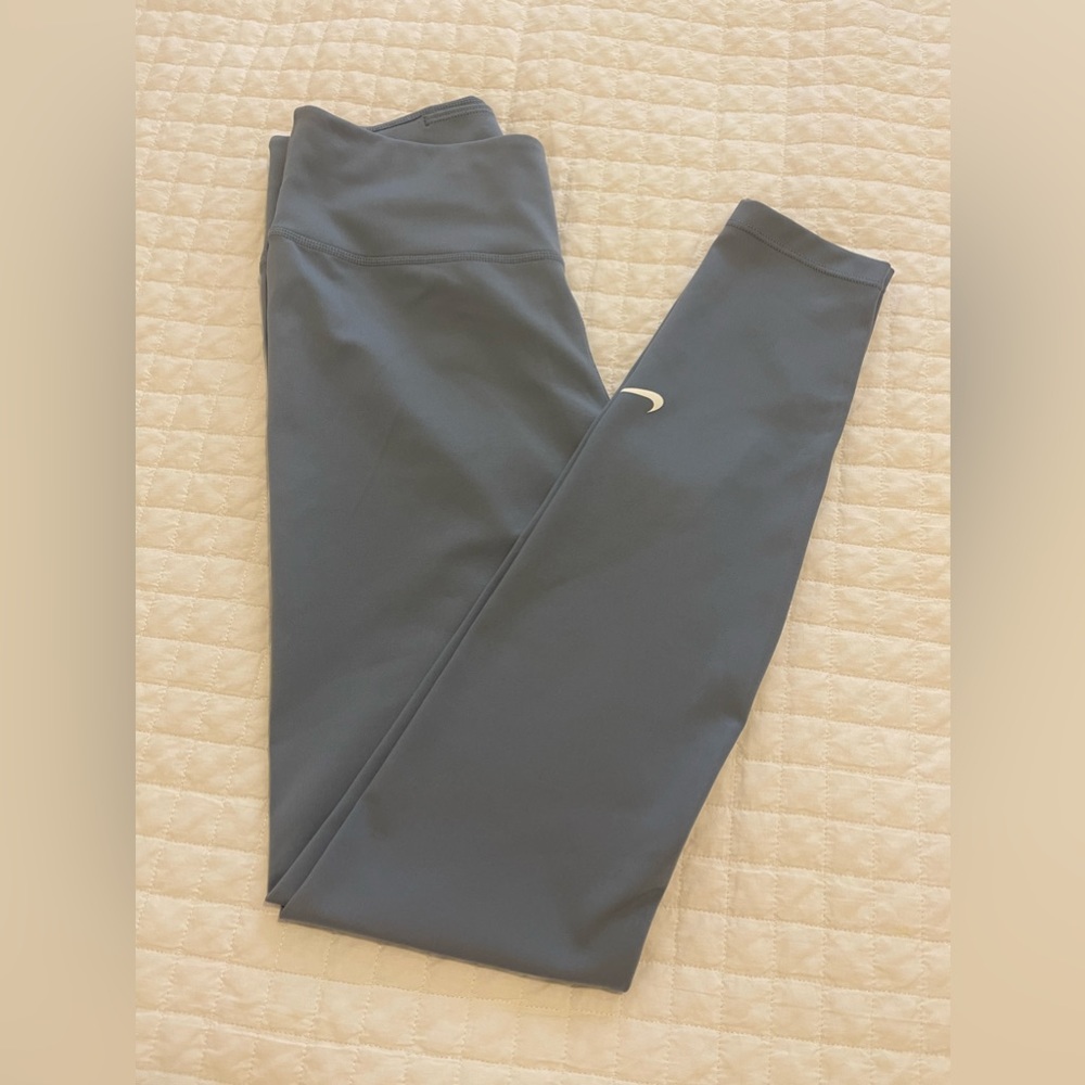 Nike Dri- fit yoga 🧘♀️ pants size S